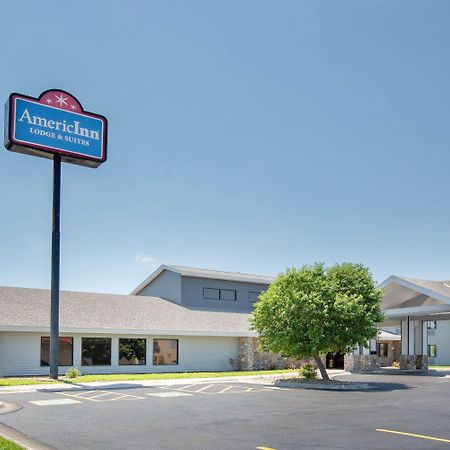 Americinn By Wyndham Lincoln North Eksteriør billede