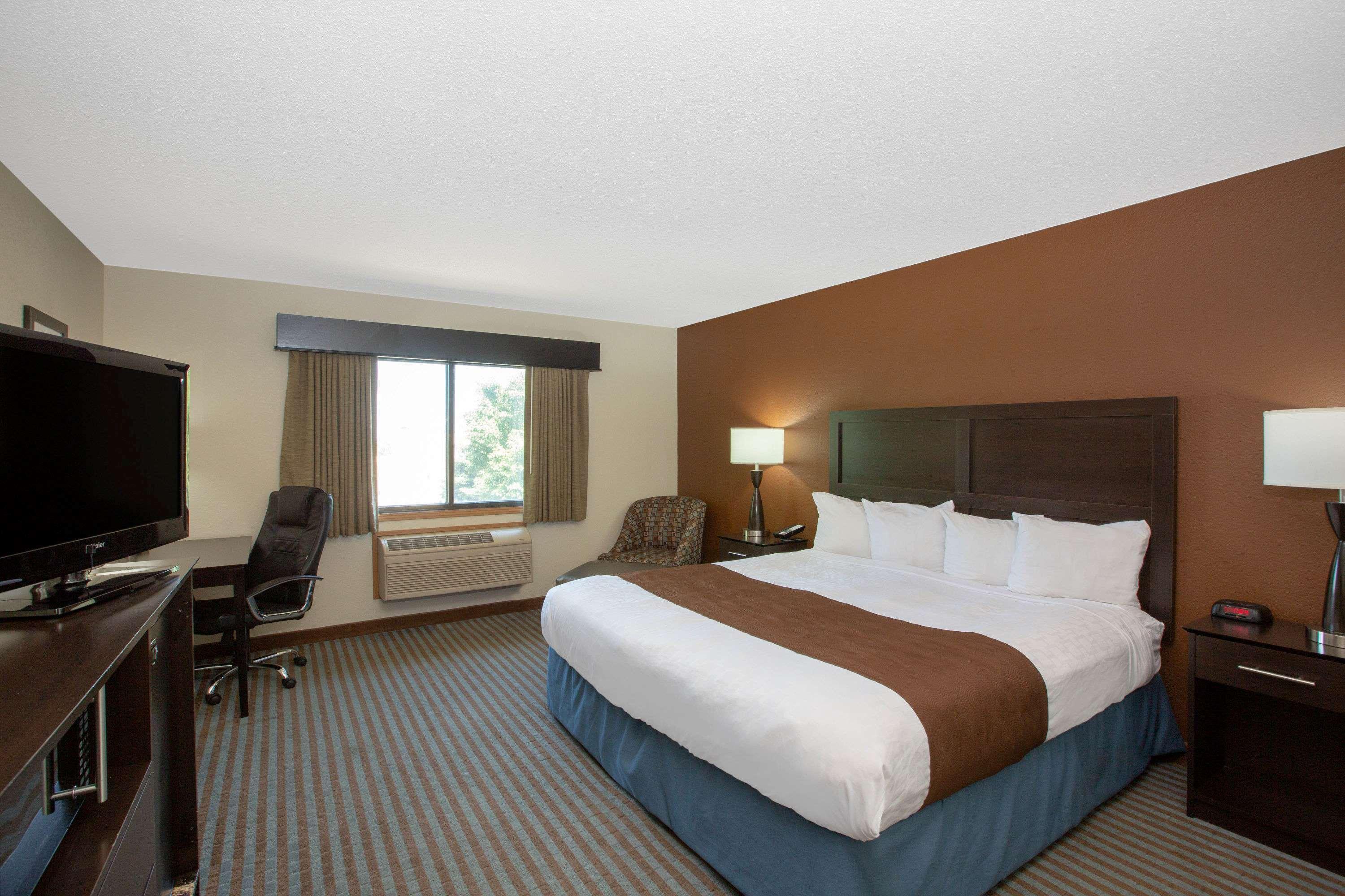 Americinn By Wyndham Lincoln North Eksteriør billede