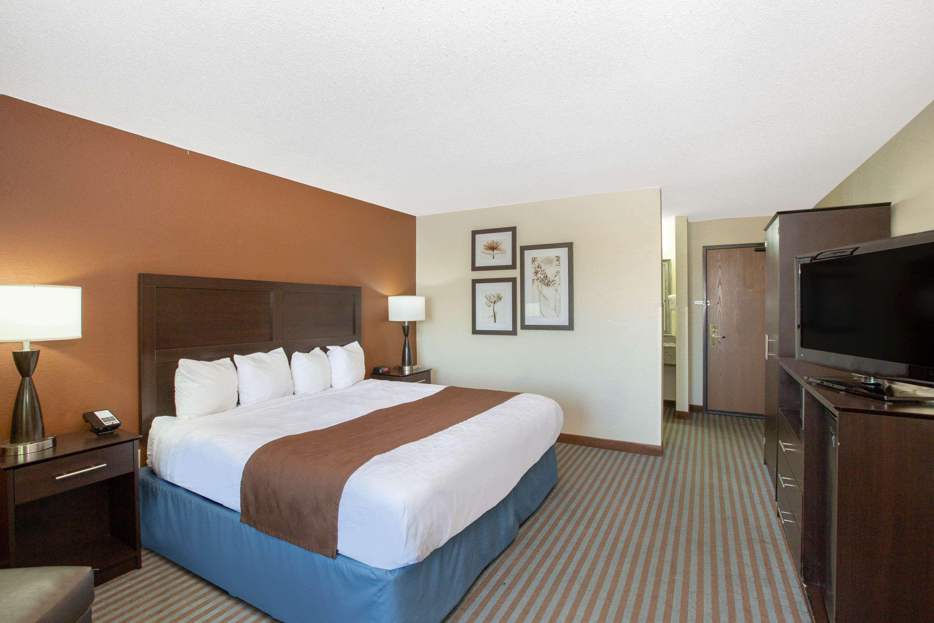Americinn By Wyndham Lincoln North Eksteriør billede