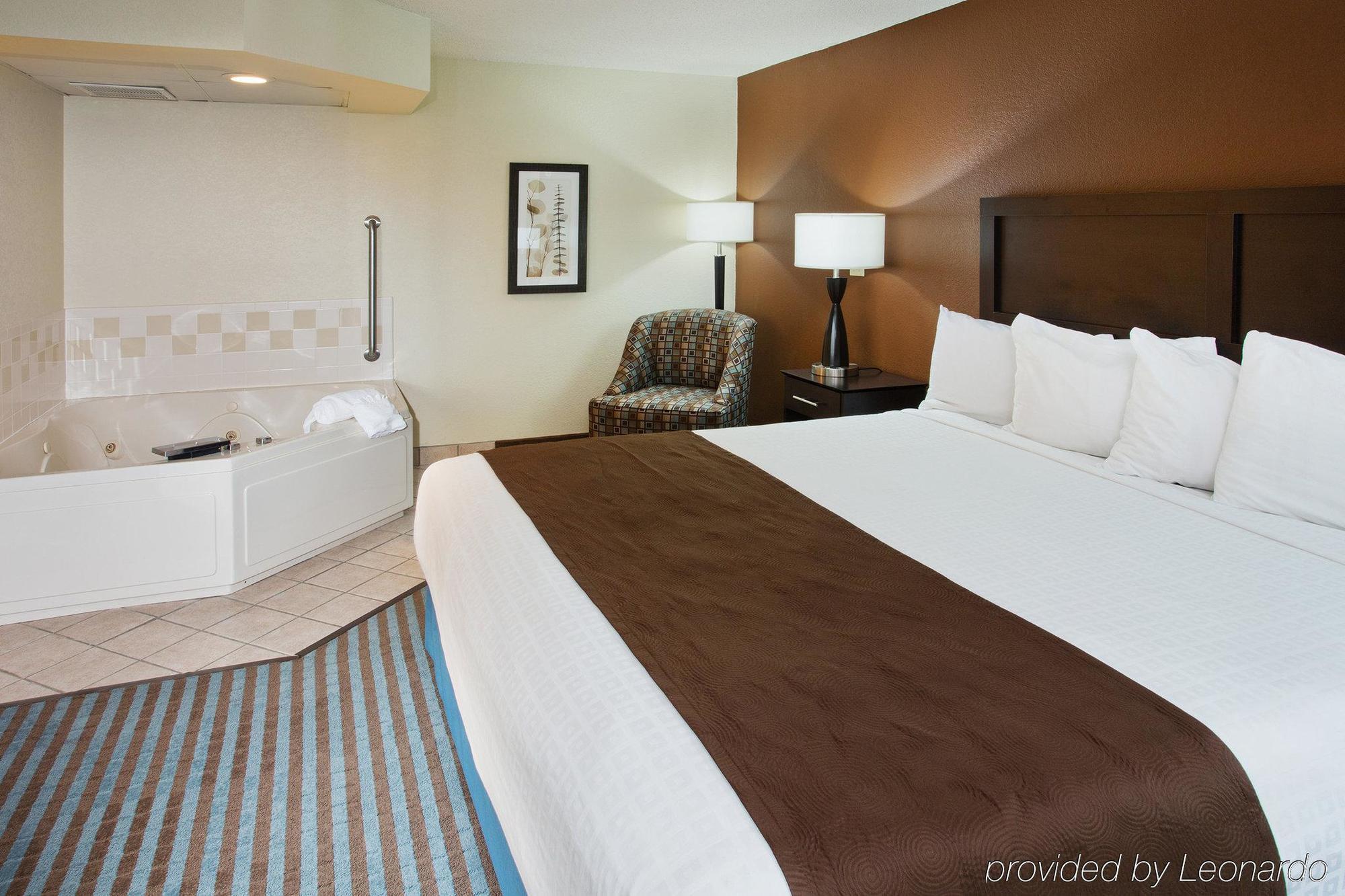 Americinn By Wyndham Lincoln North Eksteriør billede